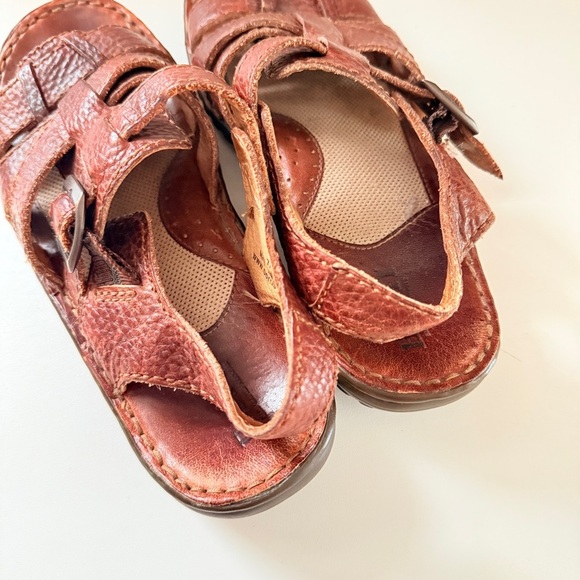 Born Brown Leather Fisherman Sandals - Picture 5 of 6